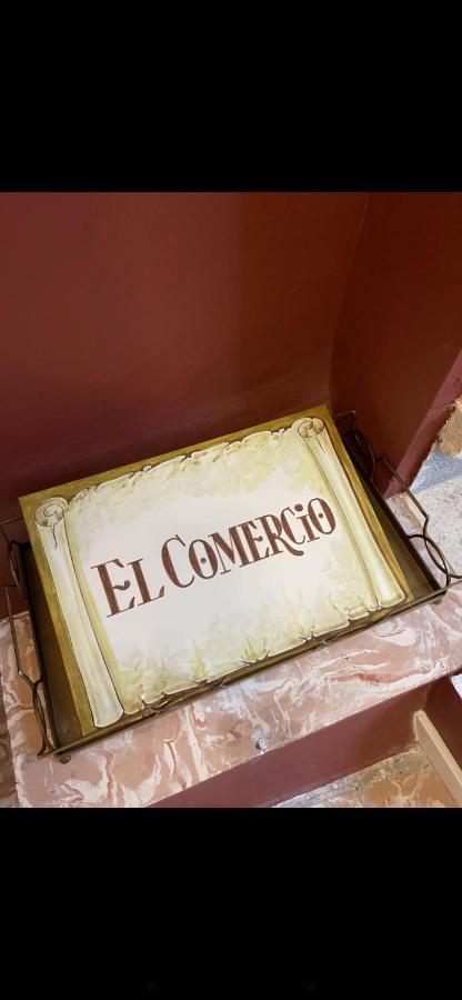 El Comercio Villarejo del Valle Kültér fotó